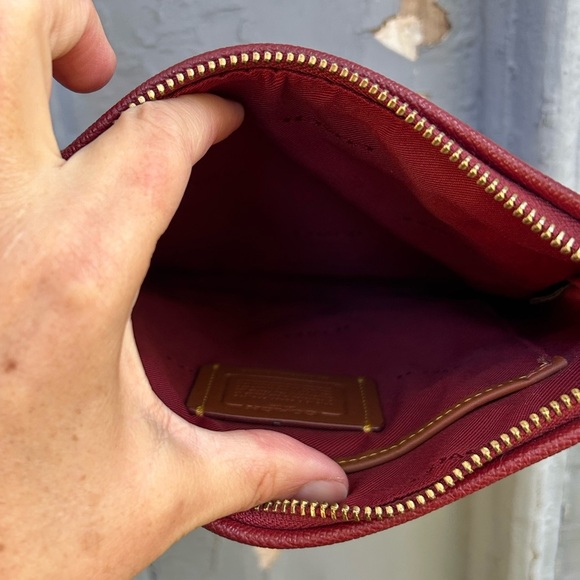 Coach Kitt Messenger Crossbody, 7.75” x 8.75” x 1.0” - Picture 11 of 13